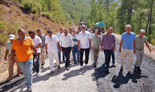 Alanya Belediyesi, 9 mahalleye hizmet verecek Dağdere yolunda çalışmalarına devam ediyor