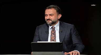 Ankara Kent Konseyi Başkanı Yılmaz, Zafer Bayramı'nı Atatürk'ün yapay zeka ile yeniden canlandırılan konuşmasıyla kutladı