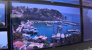 Antalya Büyükşehir Belediyesi’nden denizleri koruyan uygulama
