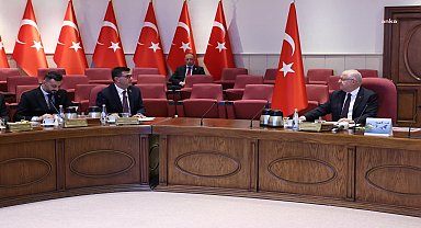 Bakan Güler, Türkiye Harp Malulü Gaziler, Şehit Dul ve Yetimleri Derneği Genel Başkanı Mustafa Işık ve heyetini kabul etti