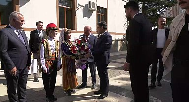 Bakan Yumaklı: 17 ilimizin daha hayvan pazarlarını açarak rahatlamayı sağlamış olacağız