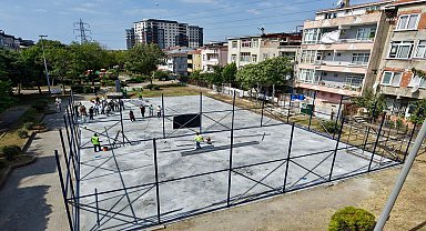 Bayrampaşa'da sahalar yenileniyor