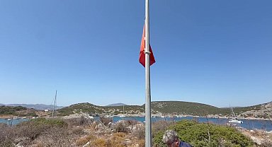 Bodrum Belediyesi’nden bayrak yenileme çalışması 