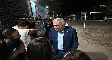 Bozüyük Belediye Başkanı Bakkalcıoğlu, gençlerin turnuva heyecanına ortak oldu 