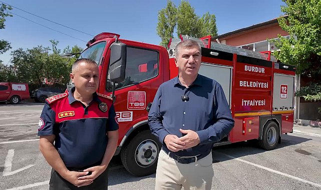 Burdur Belediye Başkanı Ercengiz, TBB’den hibe edilen itfaiye aracını inceledi