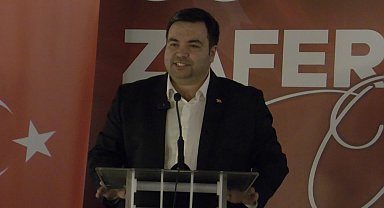 Büyük Taarruz’un 103. Yılında Cumhuriyet’in Dünü, Bugünü ve Yarını konuşuldu... Mütercimler ve Babüroğlu: “Cumhuriyet kolay kurulmadı, geleceği gençlerin omuzlarında yükselecek”