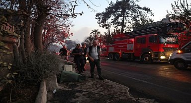 Çanakkale Valisi Ömer Toraman: Çanakkale merkez Çınarlı köyü yangınına büyük bir gayretle müdahale edilmektedir