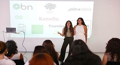 Çeşme Belediye Başkanı Denizli, KonuŞu Eğitim Programı’nın açılışında gençlerle buluştu