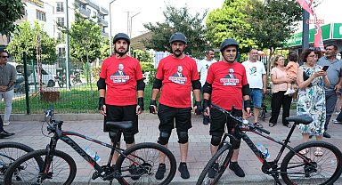 CHP Ceyhan Gençlik Kolları üyeleri, tutuklu belediye başkanlarına destek için Silivri'ye bisikletle yola çıktı