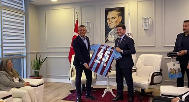 CHP Genel Başkanı Özgür Özel: “Erdoğan yenilmez değil ama Ekrem İmamoğlu yenilmez”