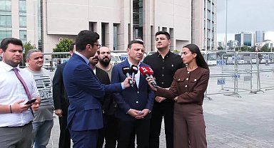 CHP İstanbul İl Başkanı Özgür Çelik: Emniyet yetkilileri, bu ülkeye 25 yıl Türk Silahlı Kuvvetleri'nde hizmet etmiş bir yüzbaşının gözaltı görüntüsünü servis ediyor
