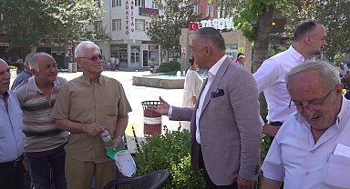 CHP milletvekileri sahada... Mehmet Tahtasız, Amasya'da bir zincir markete girerek