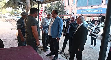 CHP milletvekilleri sahada… Dinçer: “Çiftçi ayrı şikayetçi, işçi ayrı şikayetçi, emekli zaten 'yandım Allah' diyor”