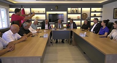 CHP Milletvekilleri ve PM üyeleri sahada... CHP Sinop Milletvekili Barış Karadeniz: Esnafın üstünde çok ciddi bir yük var