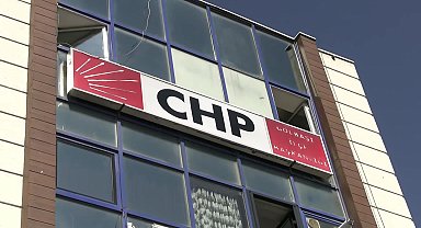 CHP milletvekilleri ve PM üyeleri sahada... Gölbaşılı esnaf: “Bundan önce AK Parti’ye oy vermiş biri olarak söylüyorum; size güveniyoruz”