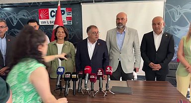 CHP milletvekilleri ve PM üyeleri sahada... Van buluşmasında konuşan Açıkel:
