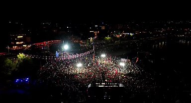 CHP'nin Tuzla Mitingi... Özgür Özel: Bir çete İBB davası borsası oluşturdu. HSK'ya yarın tarih, gün, saat vereceğiz