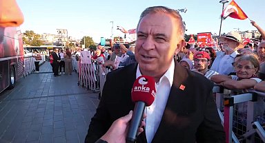 CHP'nin Üsküdar mitingi... Gökan Zeybek: Üsküdar, CHP'li bir belediye ile hizmetlerin nasıl ulaştığını, sorunların nasıl hızla çözüldüğünü gördü