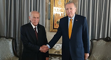 Cumhurbaşkanı Erdoğan, Ahlat'ta MHP Genel Başkanı Bahçeli ile görüştü