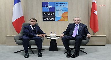 Cumhurbaşkanı Erdoğan: Macron ile görüşmemizde, Alaska ve Vaşington'daki temaslardan memnuniyet duyduğumuzu ifade ettim