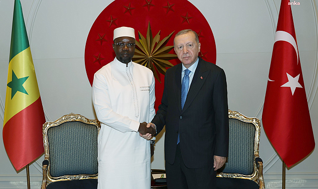 Cumhurbaşkanı Erdoğan, Senegal Başbakanı Sonko ile Atatürk Havalimanı Devlet Konukevi'nde bir araya geldi
