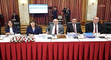 DEM Parti’den TBMM’deki komisyonun Öcalan ile görüşmesi çağrısı… Sezai Temelli: “Muhatap Öcalan. Komisyonu gerçek anlamda temsil eden karma bir heyetin Sayın Öcalan’la görüşmesini önerdik”