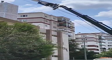 Eskişehir’de cemevi çatısındaki baz istasyonu tepkileri üzerine kaldırıldı