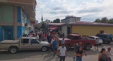 Fındıklı Belediye Başkanı Çervatoğlu, yumruklu saldırıya uğradı