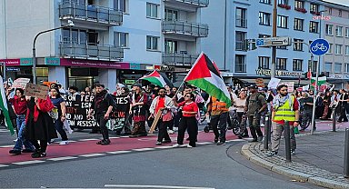   Frankfurt’ta 11 bin kişi “Gazze'de soykırımı durdurun” sloganıyla yürüdü