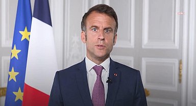 Fransa Cumhurbaşkanı Macron: İsrail’in Lübnan’dan çekilmesi hükümet dışı aktörlerin silahsızlanması için şart