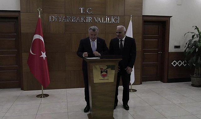 Gençlik ve Spor Bakanı Bak, Diyarbakır’da gençlerle buluştu… Bakan Bak: Bu ülkenin teröre harcadığı kaynak 2 trilyon dolar