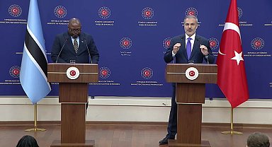 Hakan Fidan: İsrail açlığı gösteriyor, sürgüne ve tehcire razı etmeye çalışıyor