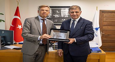 Hollanda Büyükelçisi Wijnands İzmir Büyükşehir Belediye Başkanı Tugay’ı ziyaret etti