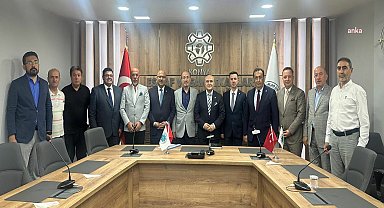 İYİ Parti heyeti Konya'da ticaret, sanayi, esnaf ve ziraat odalarını ziyaret etti 