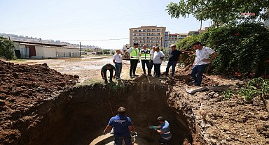 İzmir'de birçok ilçedeki su kesintisi... Büyükşehir Belediyesi bu gece 22.00'den itibaren şebekeye su verileceğini açıkladı 
