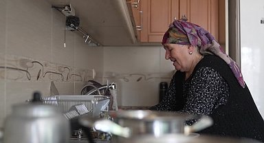 İzmir’de Emekli Dayanışma Kartı’yla emekliler nefes alıyor 
