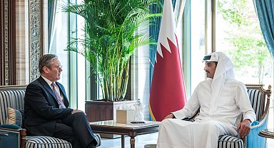 Katar Emiri Al Thani ve İngiltere Başbakanı Starmer, Gazze'de ''acil ateşkes çağrısı