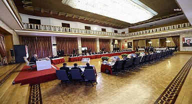Komisyon ilk toplantısını yapıyor... Önder Aksakal'dan