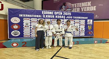 Kütahya Belediyespor’un genç judocuları, Edirne’den 10 madalya ile döndü