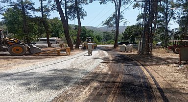 Marmaris Belediyesi’nden Bördübet yolunda yenileme çalışması 