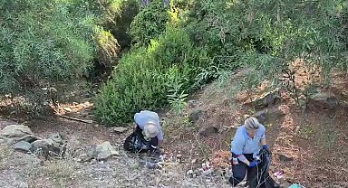 Marmaris karayolunda temizlik: 150 torba atık toplandı