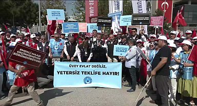 Memurlar iş bıraktı… Kamu-Sen Genel Başkanı Önder Kahveci: “Bize masa başı rakam değil, alın terimizin karşılığı olan rakam gerekiyor”