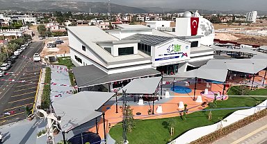 Mersin’de plastik kapaklardan acil durum düdükleri üretildi