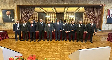 Milli Dayanışma Kardeşlik ve Demokrasi Komisyonu toplantısı… Diyarbakır Barosu Başkanı Güleç: “Kürt meselesinin çözümü tarafların kendisini hiçbir kısıtlama ve sansür olmaksızın anlatabilmesi ile mümkündür”