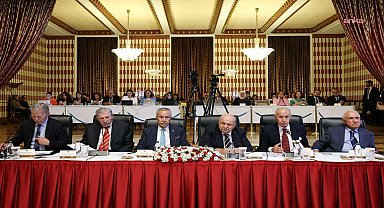 Milli Dayanışma Kardeşlik ve Demokrasi Komisyonu toplantısı… Mehmet Ali Şahin: “Dinleme süreçleri devam ederse bu iş biraz tavsar. Biraz acele etmelisiniz”