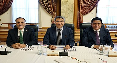 Milli Dayanışma Kardeşlik ve Demokrasi Komisyonu toplantısı… Yeni Yol Grup Başkanvekili Ekmen: