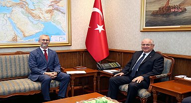 Milli Savunma Bakanı Güler, Ukrayna'nın Ankara Büyükelçisi Celal'i kabul etti