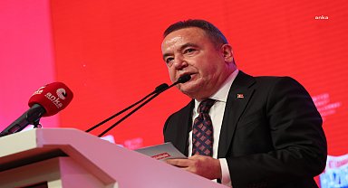  Muhittin Böcek: Demir parmaklıklar inancımızı, umudumuzu, mücadele azmimizi asla zapt edemez
