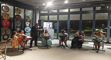 Muratpaşa Belediyesi'nden hangdrum ve santur atölyesi