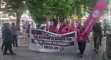 Peri Tekstil işçilerinden direniş çağrısı: Haklarımızla işbaşı yapmak istiyoruz